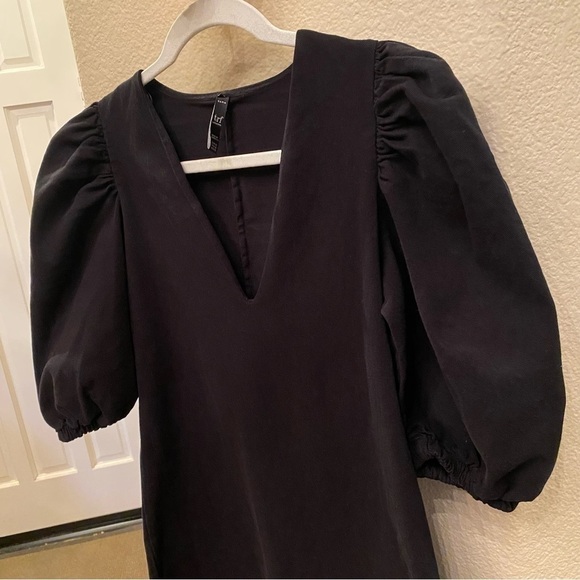 ZARA Women Black V-Neck Denim Puffy Sleeves Short Dress Size Medium - Picture 3 of 7